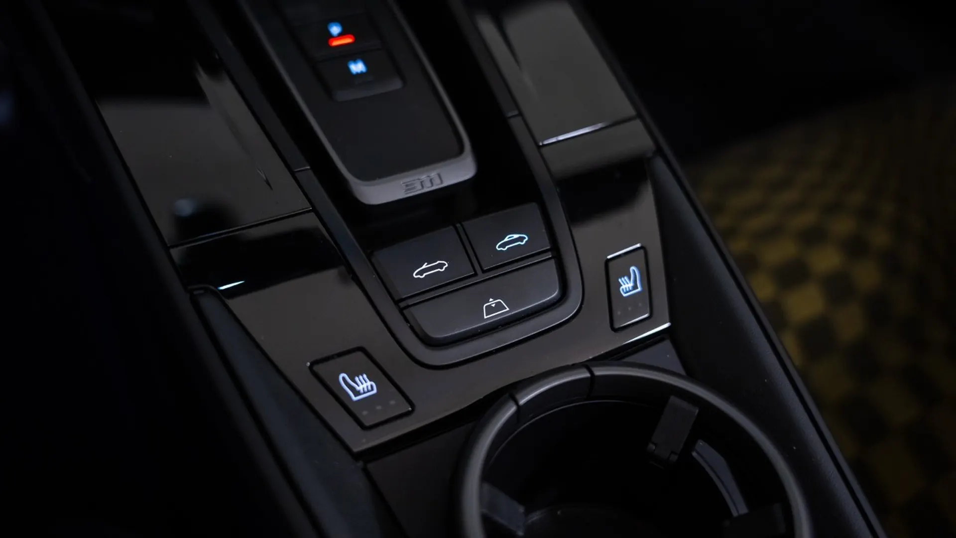 Porsche 992 — photo 42