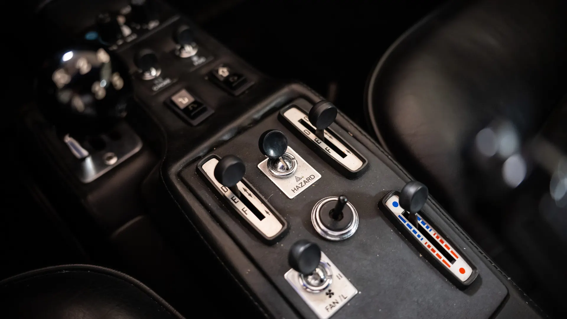 Ferrari BB512 — photo 10