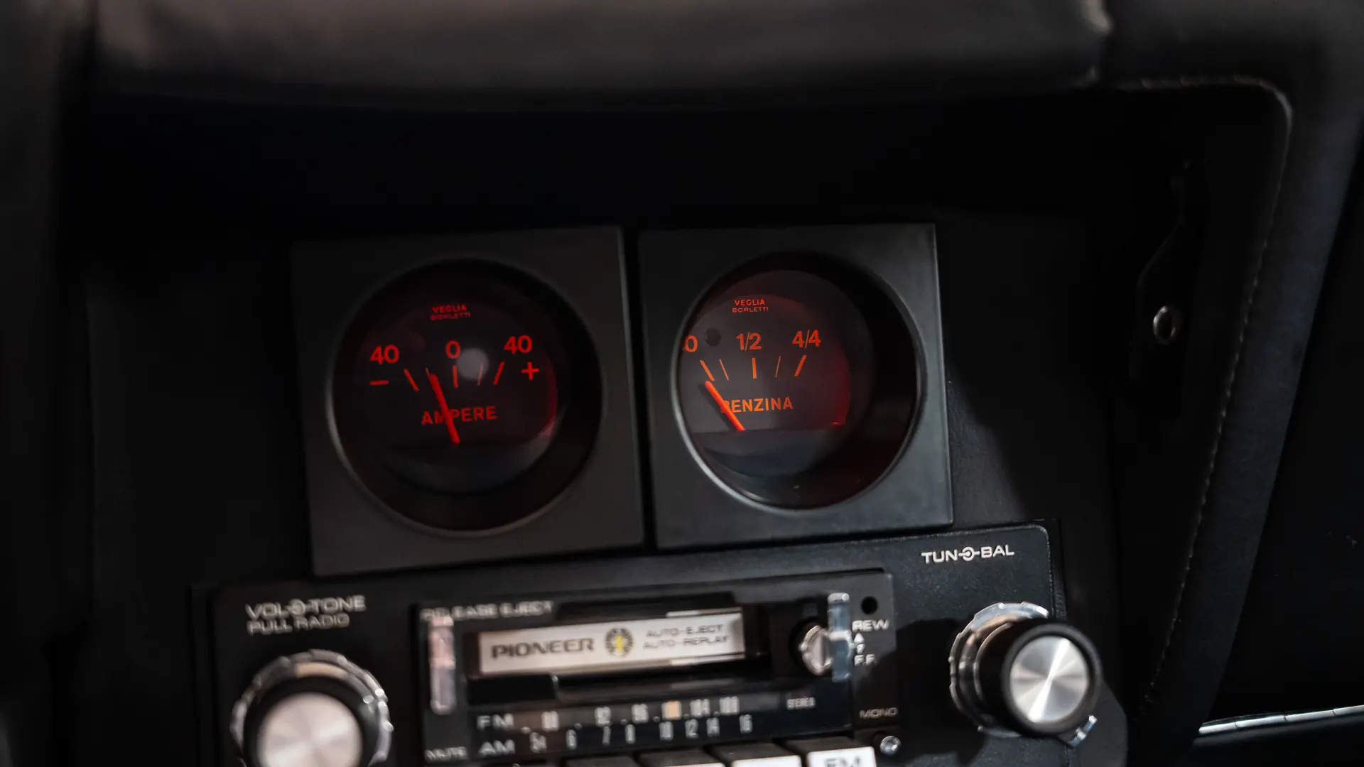 Ferrari BB512 — photo 30