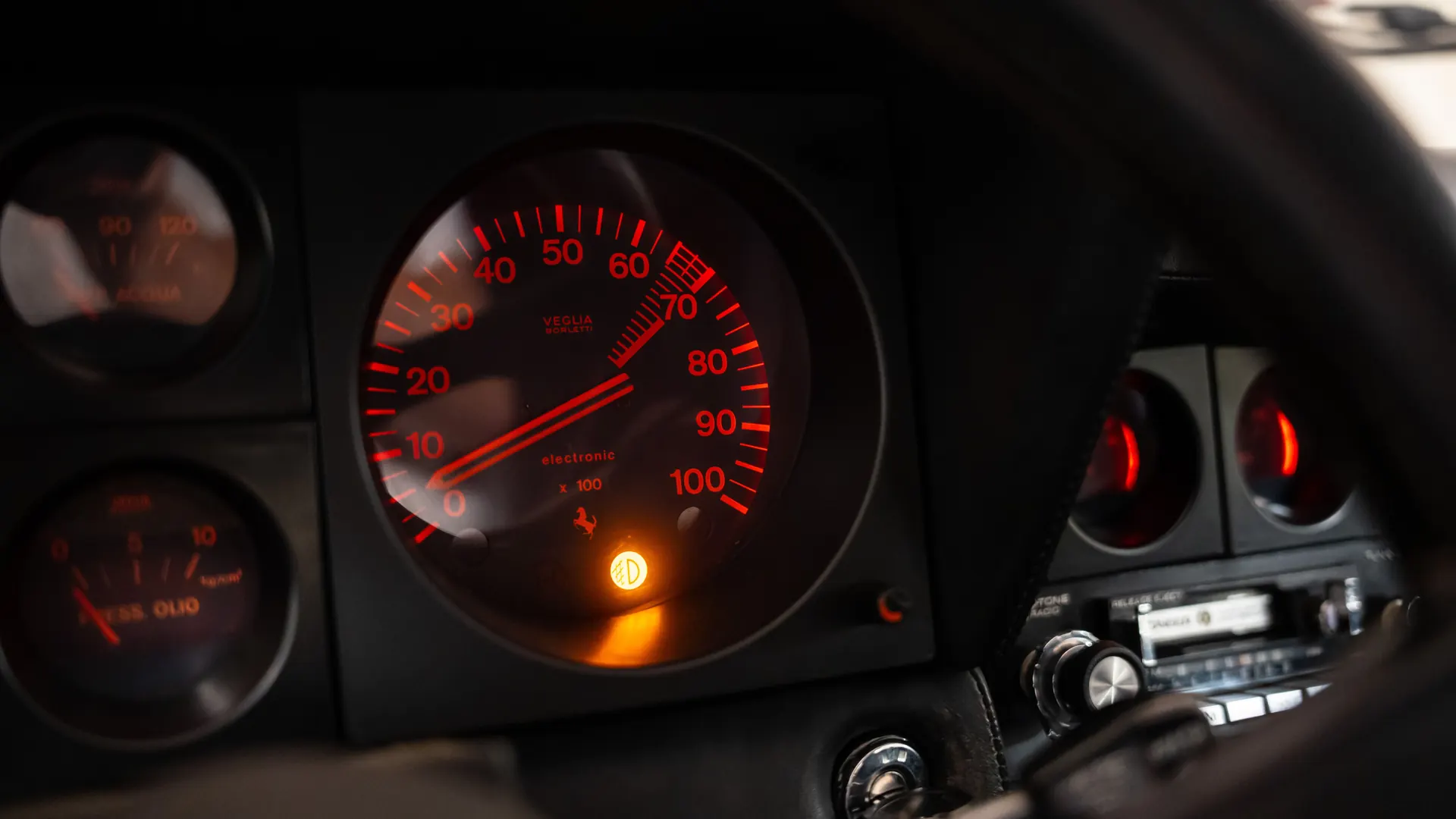 Ferrari BB512 — photo 8