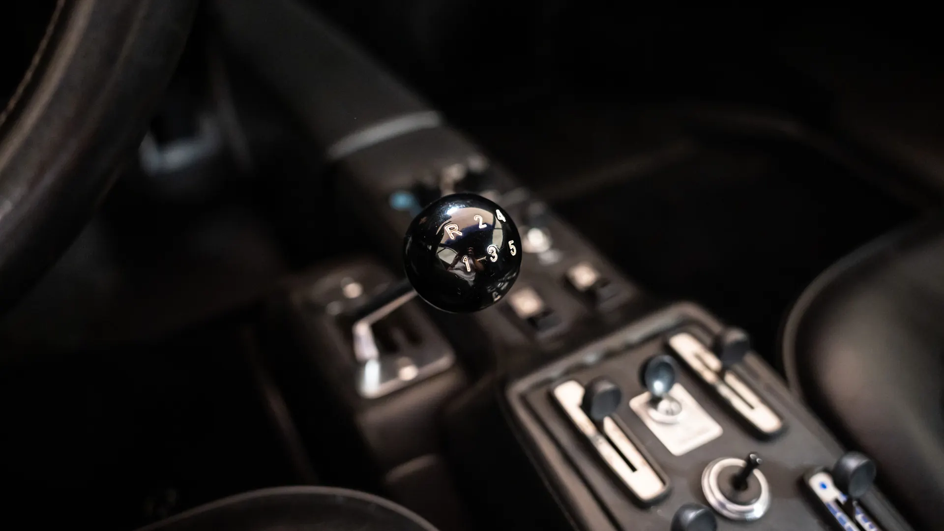 Ferrari BB512 — photo 41