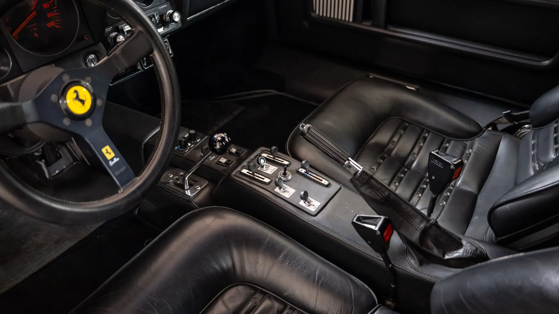 Ferrari BB512 — photo 7