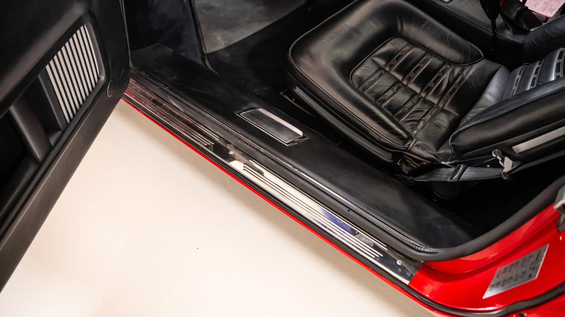 Ferrari BB512 — photo 6