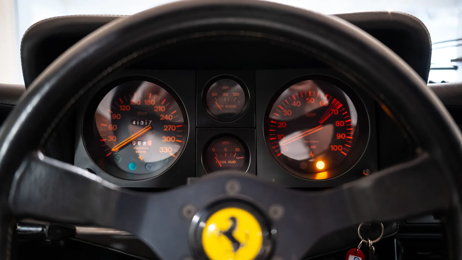 Ferrari BB512 — photo 40