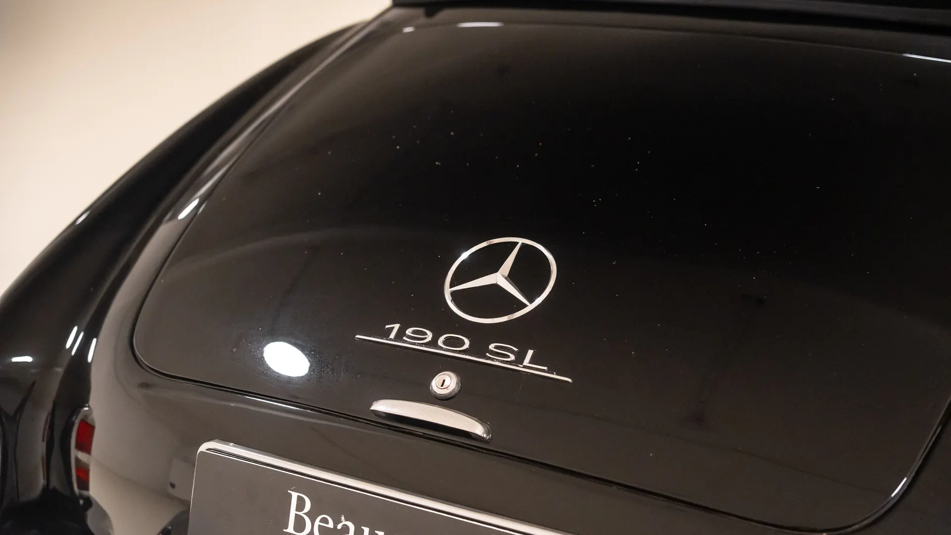 Mercedes 190 — photo 16