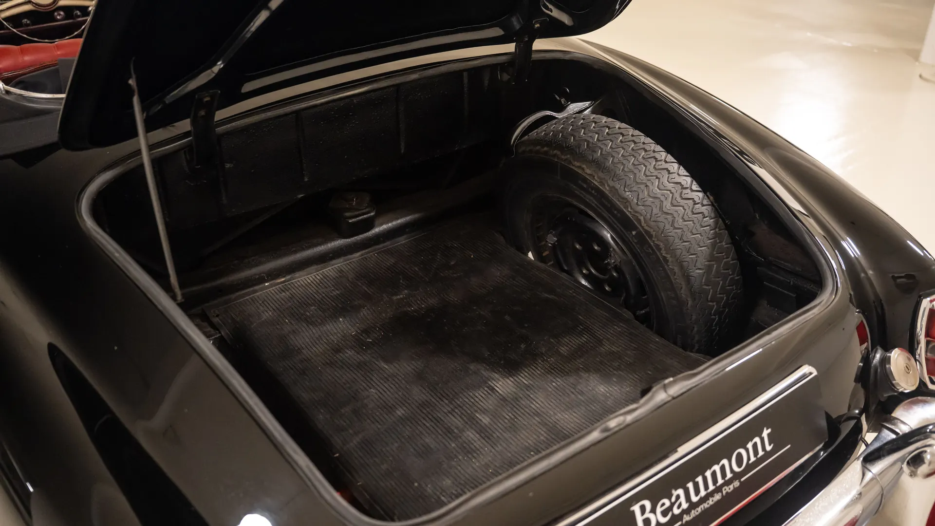 Mercedes 190 — photo 38