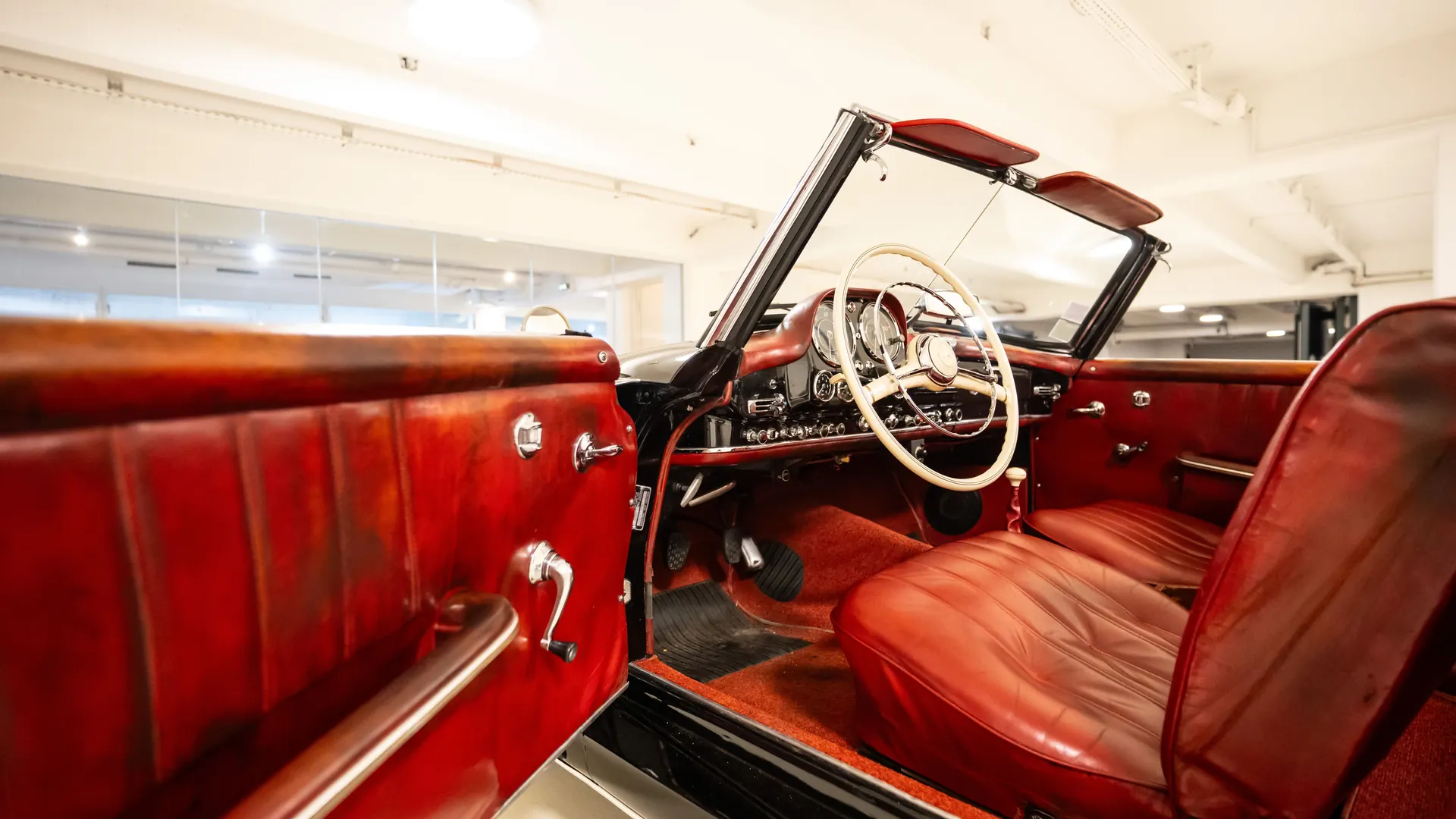 Mercedes 190 — photo 34