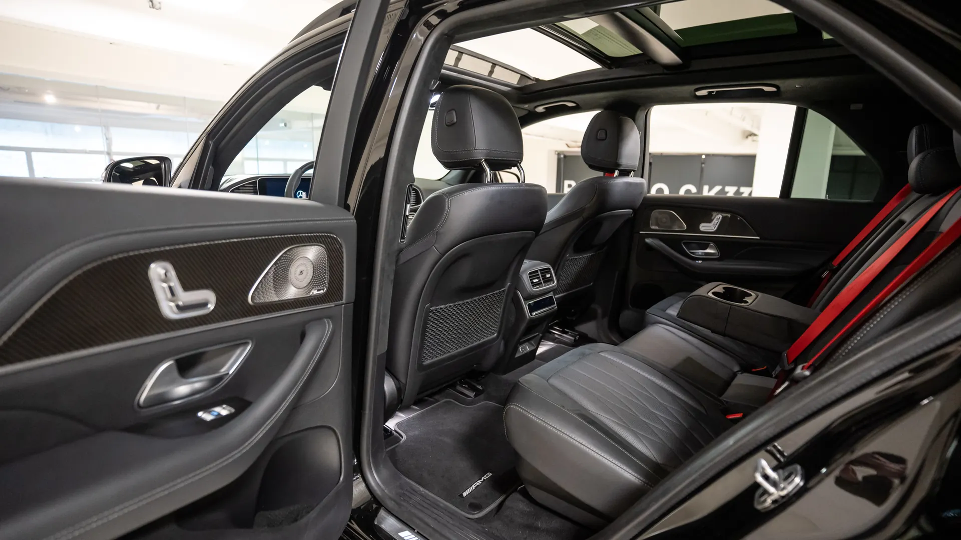 Mercedes GLE — photo 15