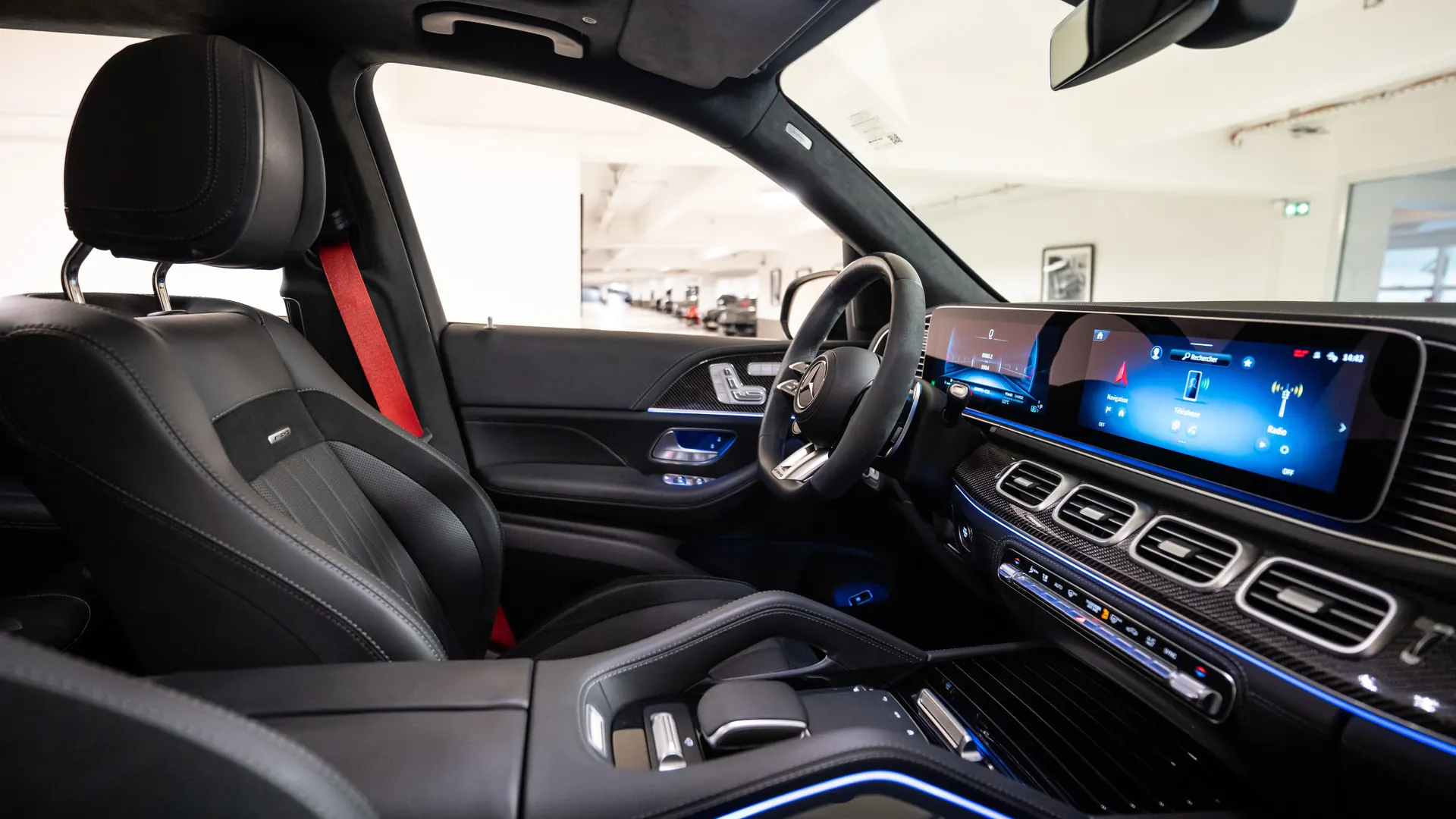Mercedes GLE — photo 32