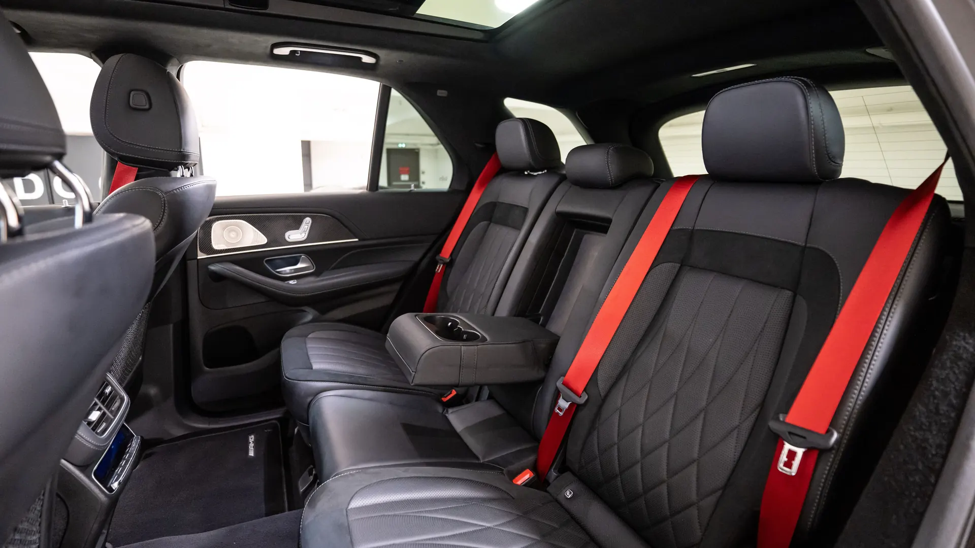 Mercedes GLE — photo 31