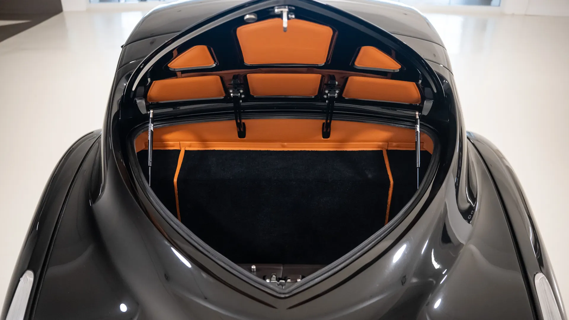 Morgan AERO — photo 22