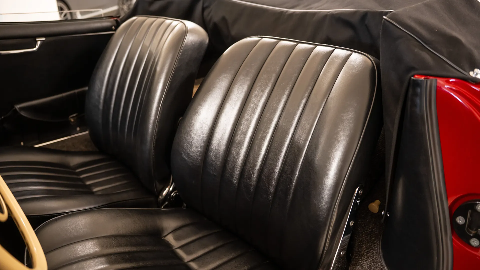 Porsche 356 — photo 26