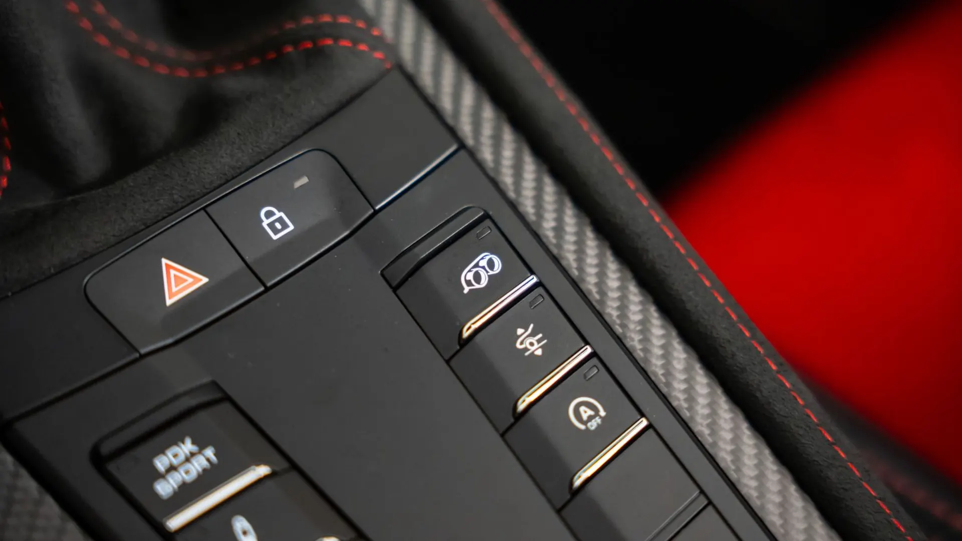 Porsche 718 — photo 12