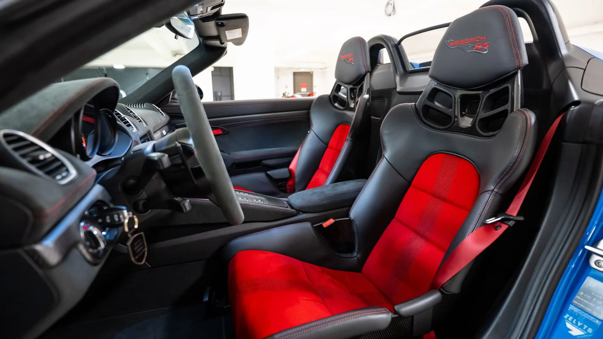 Porsche 718 — photo 40