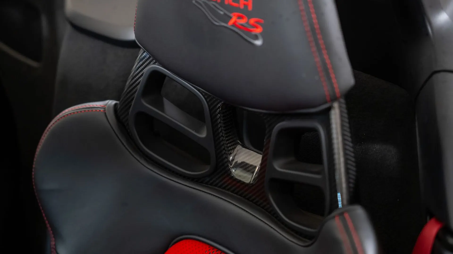 Porsche 718 — photo 22
