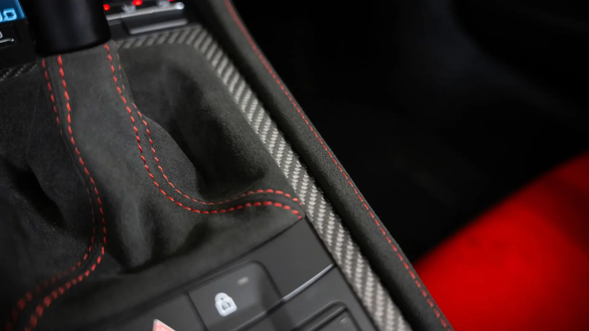 Porsche 718 — photo 41
