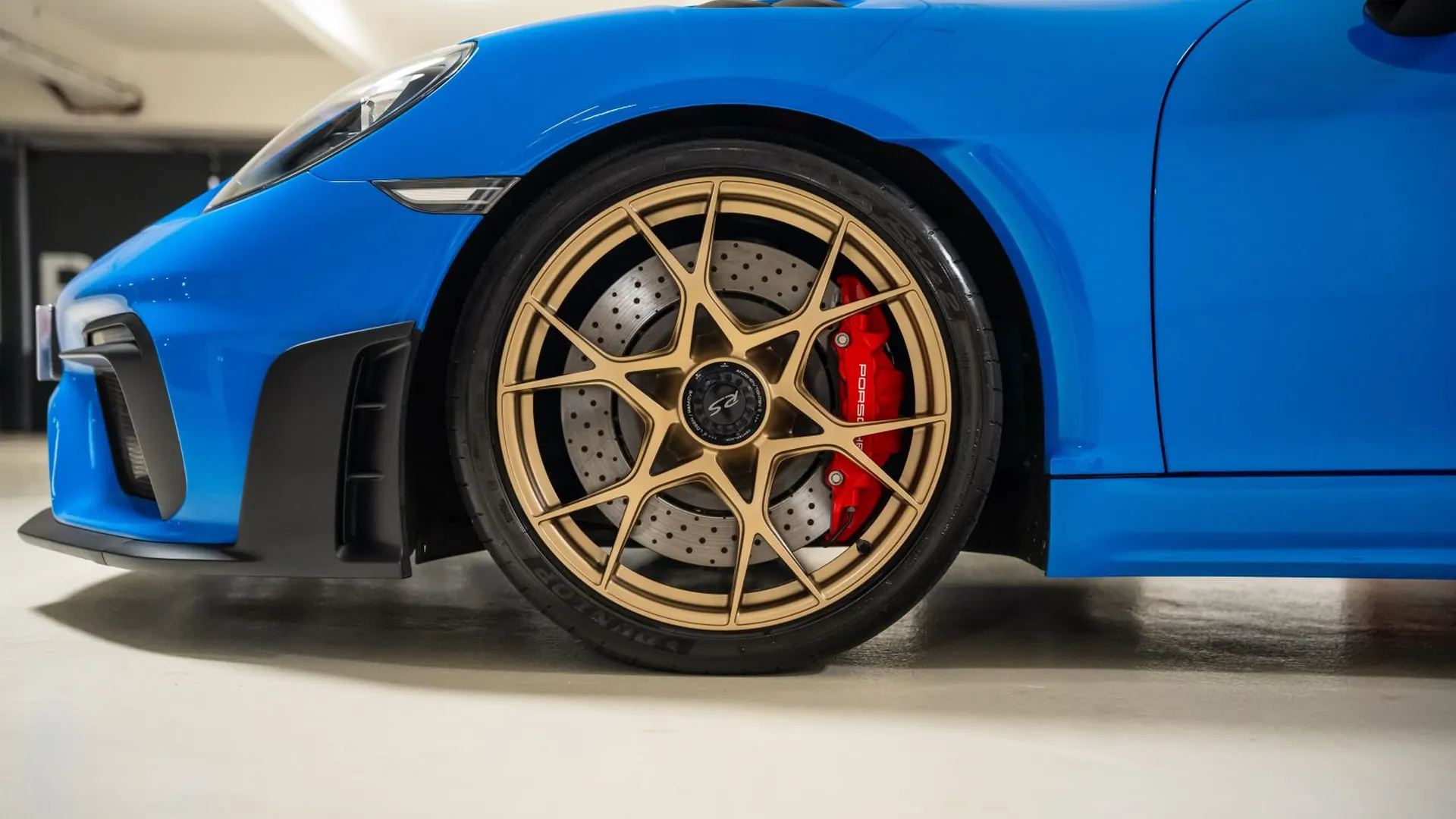 Porsche 718 — photo 17