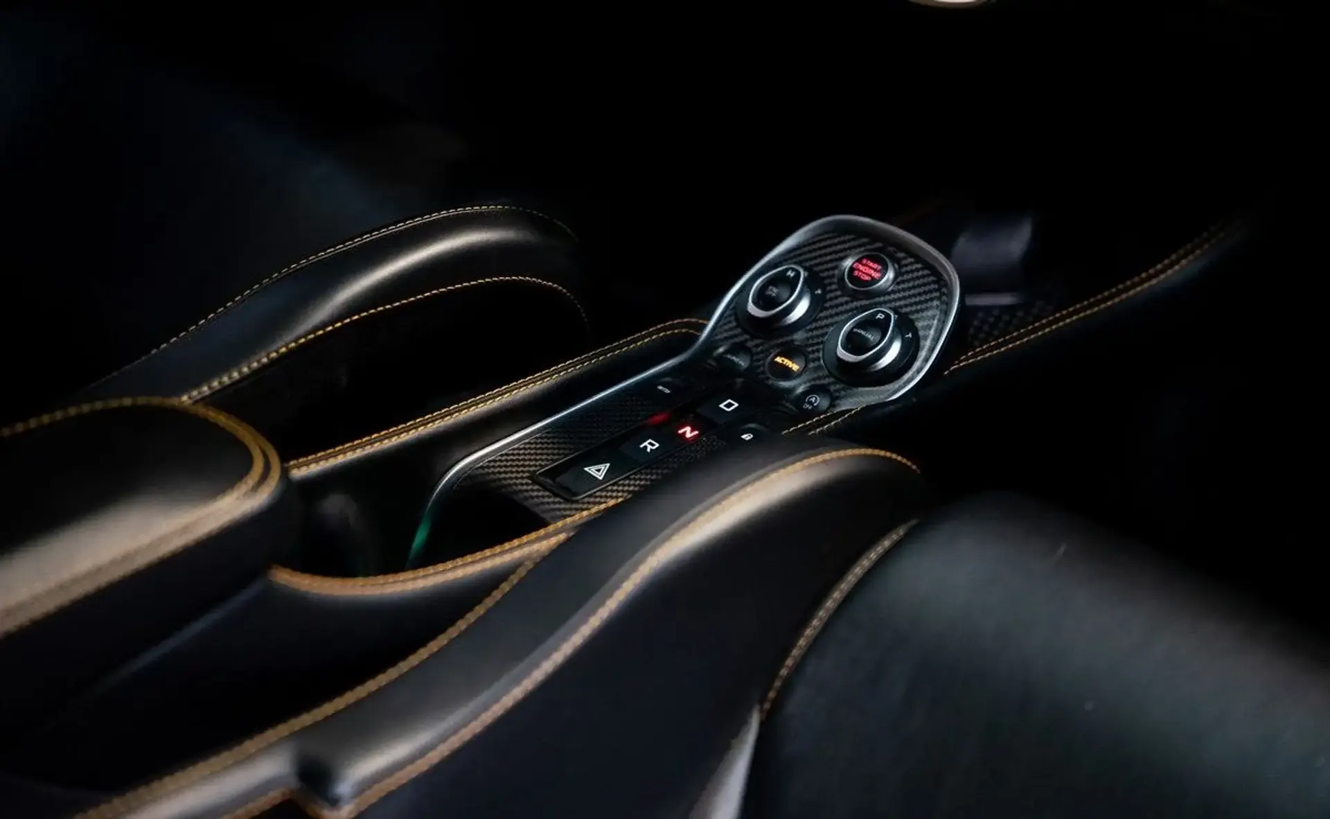 McLaren 600LT — photo 8