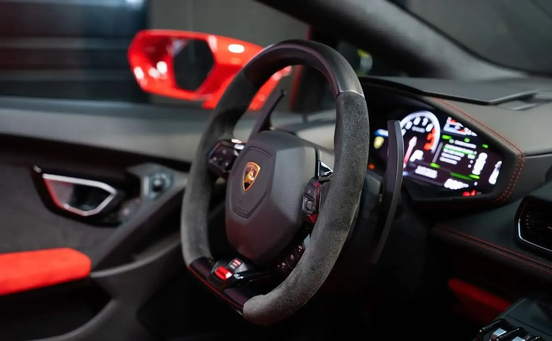 Lamborghini Huracan — photo 13