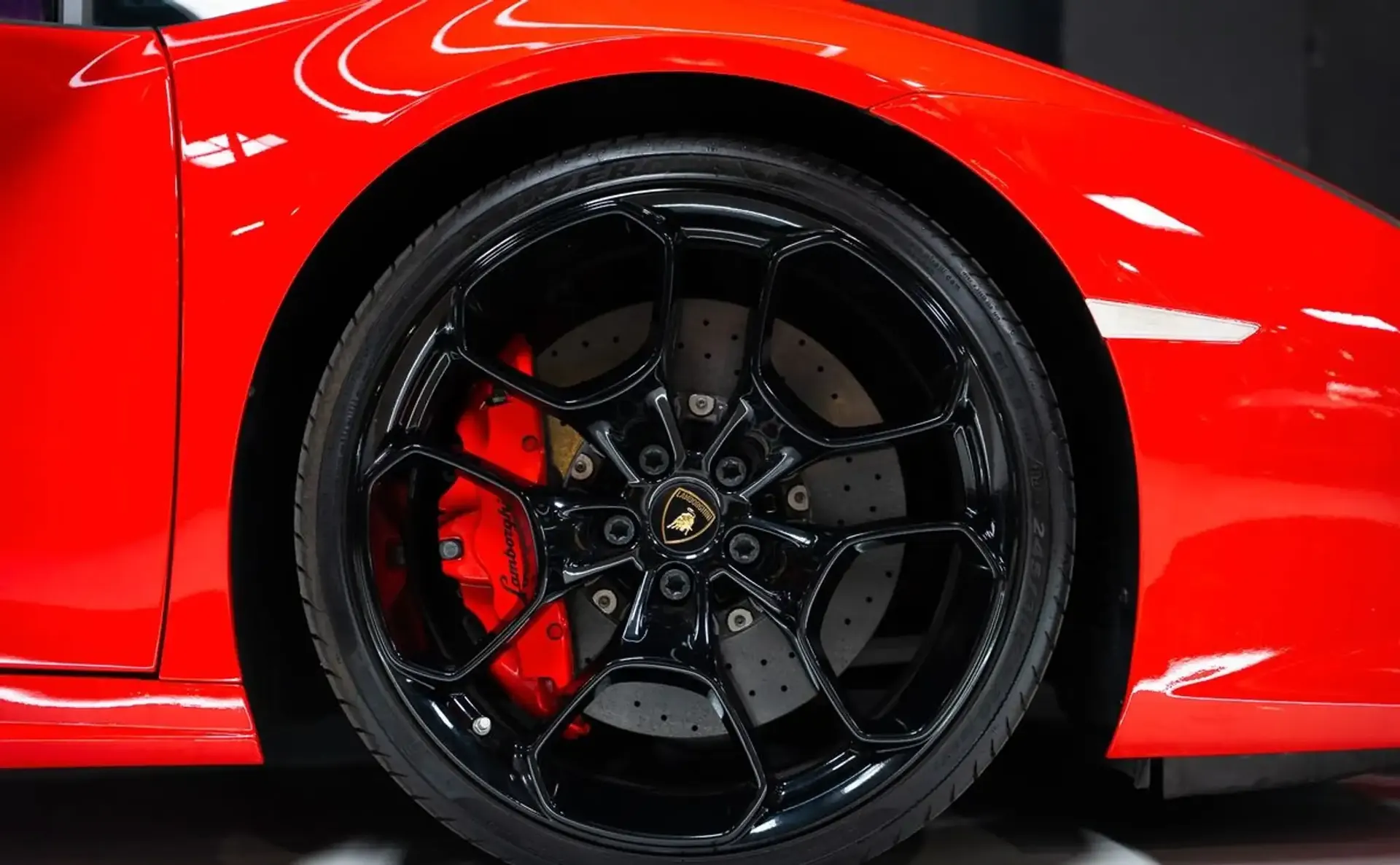 Lamborghini Huracan — photo 15