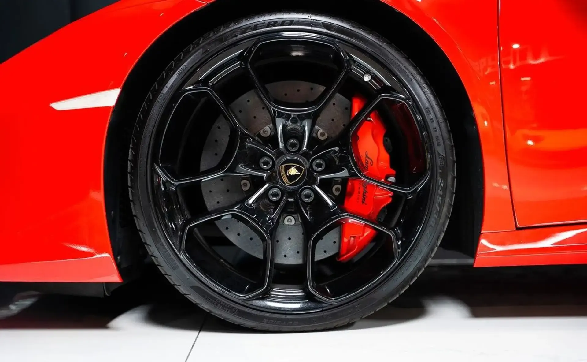 Lamborghini Huracan — photo 5