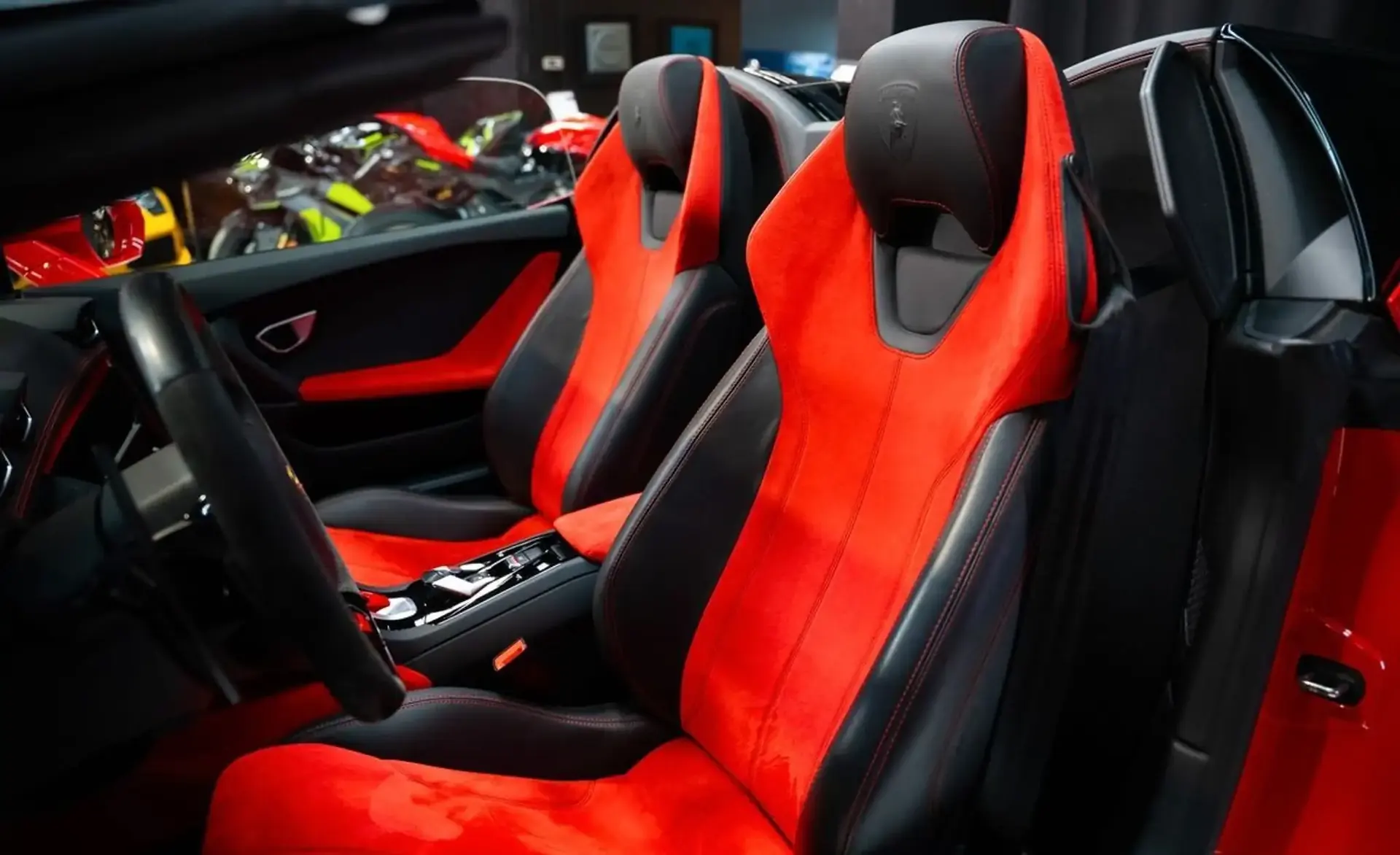 Lamborghini Huracan — photo 10