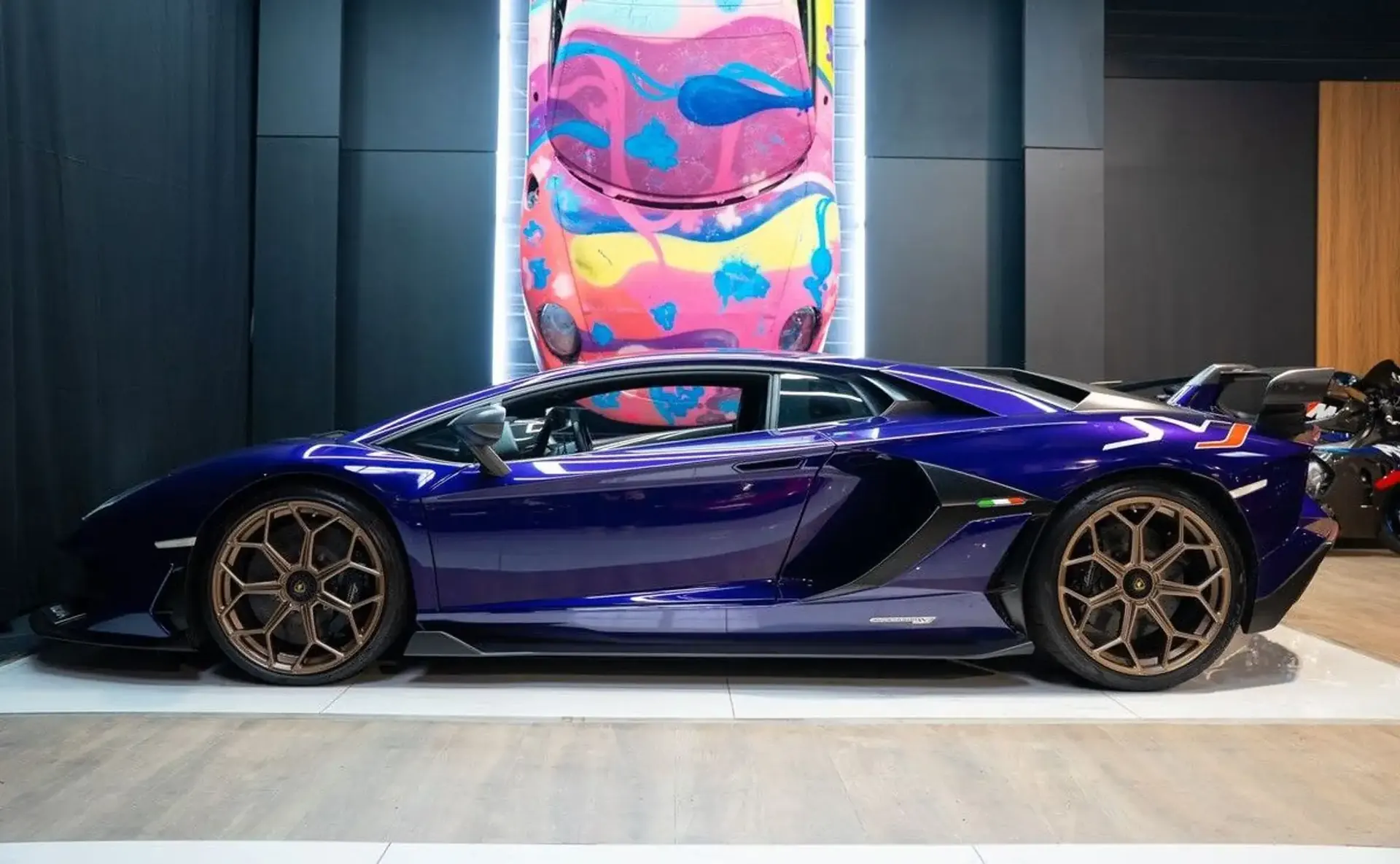 Lamborghini Aventador — photo 4