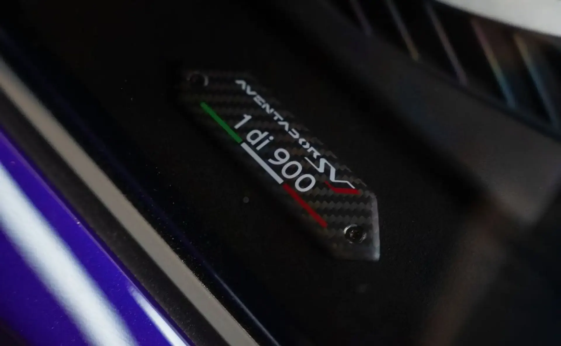 Lamborghini Aventador — photo 12