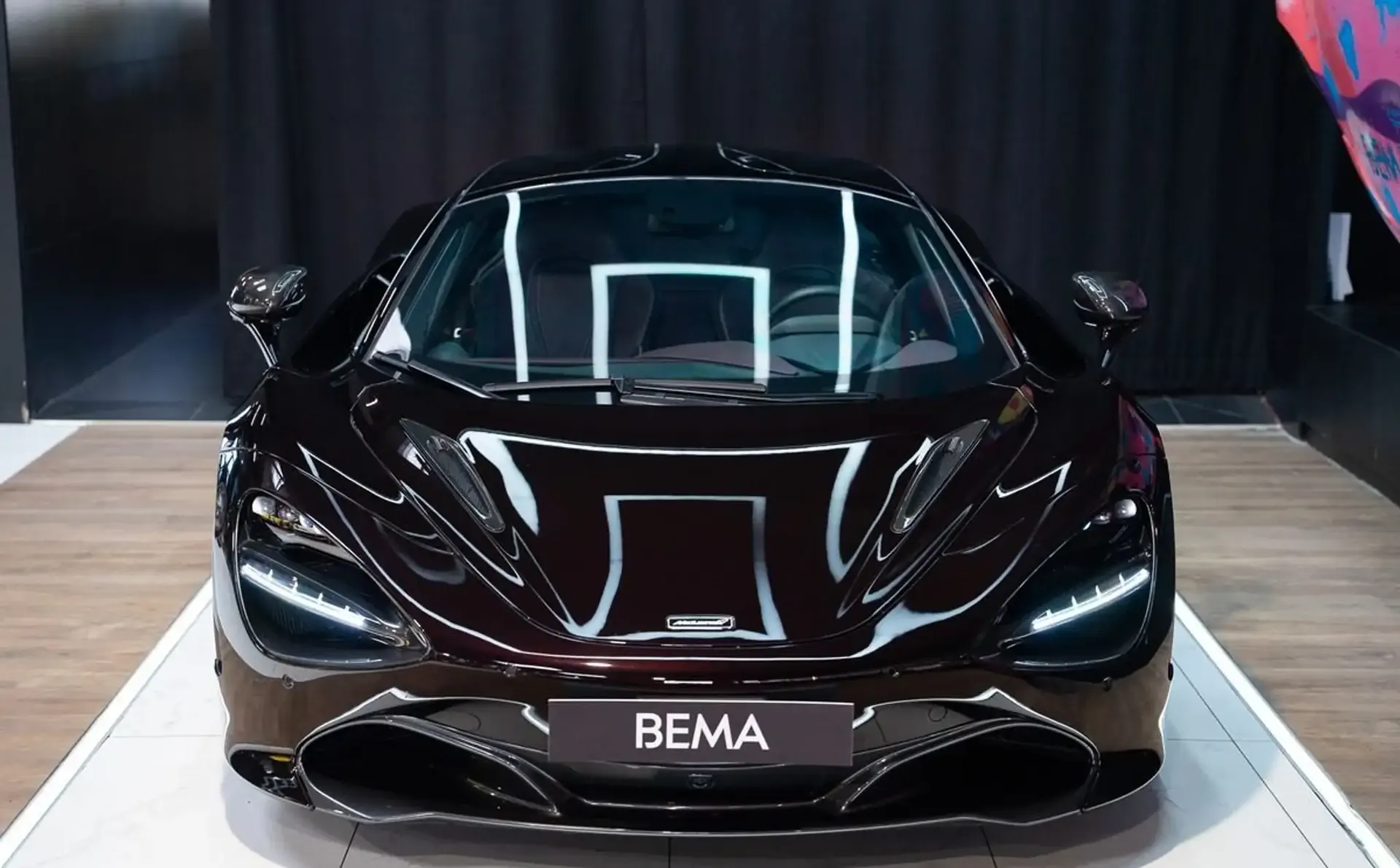 McLaren 720S — photo 2