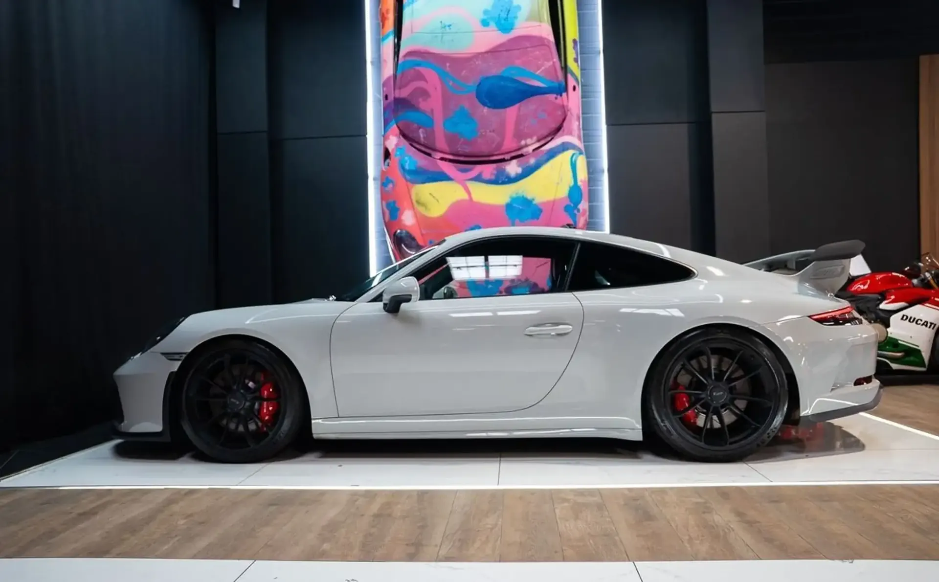 Porsche 991 — photo 6