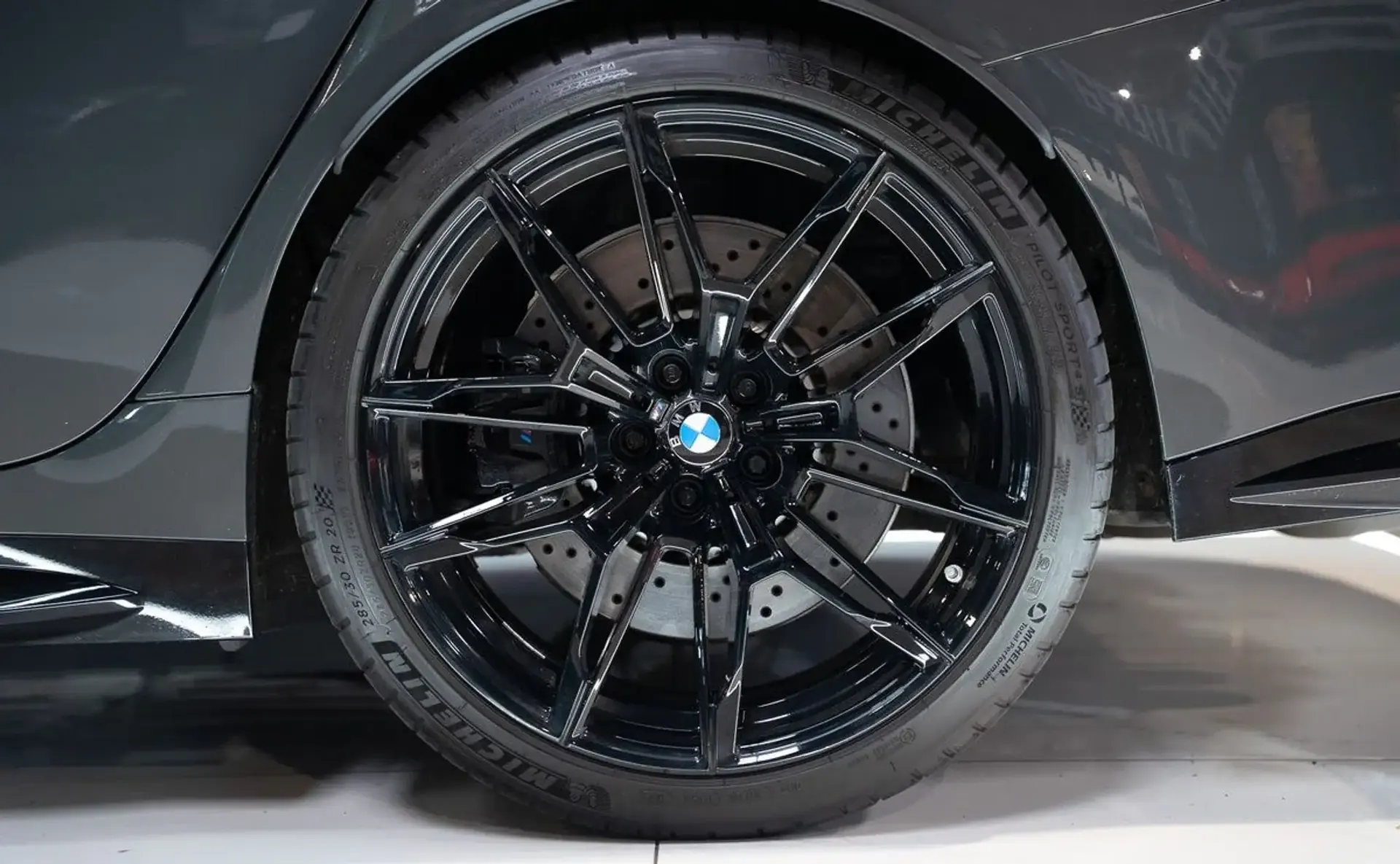 BMW M3 — photo 5