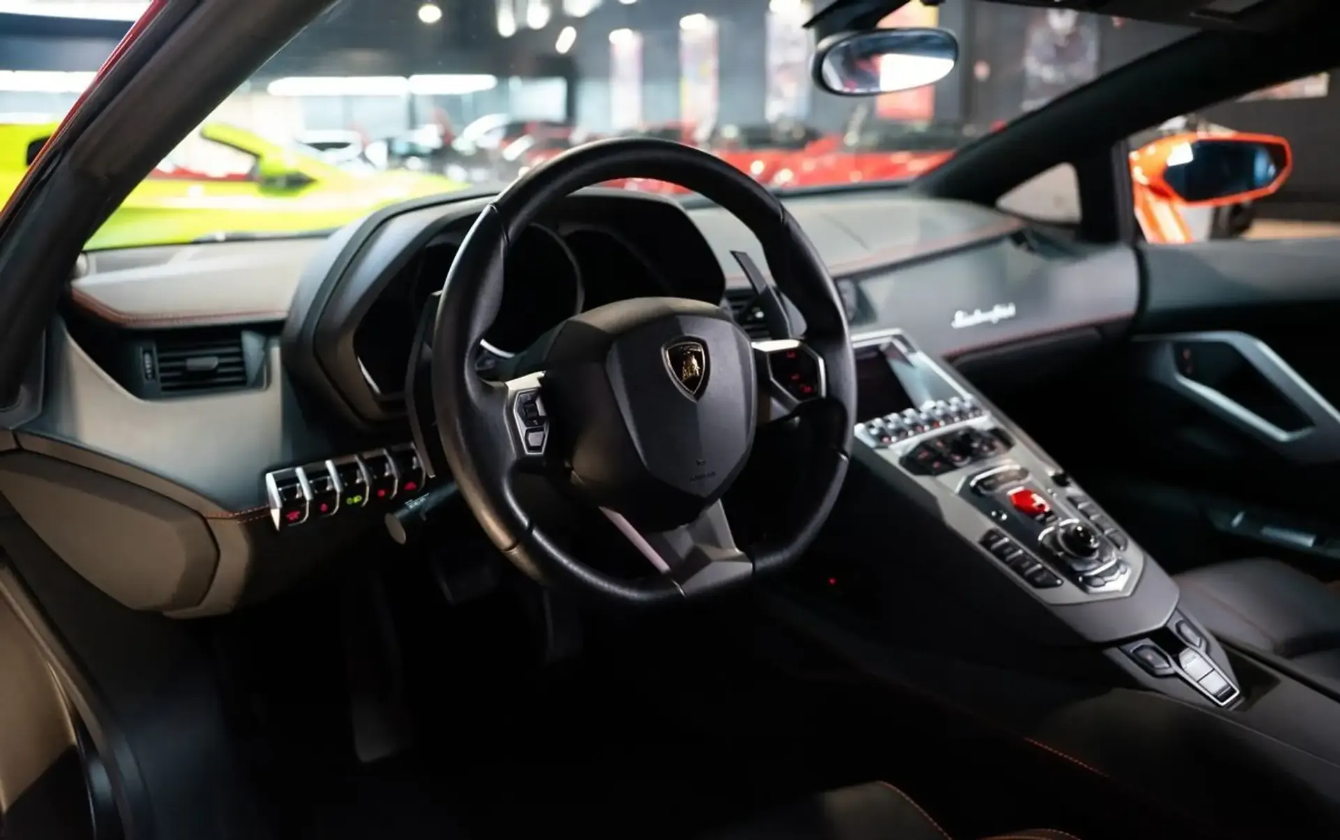 Lamborghini Aventador — photo 6