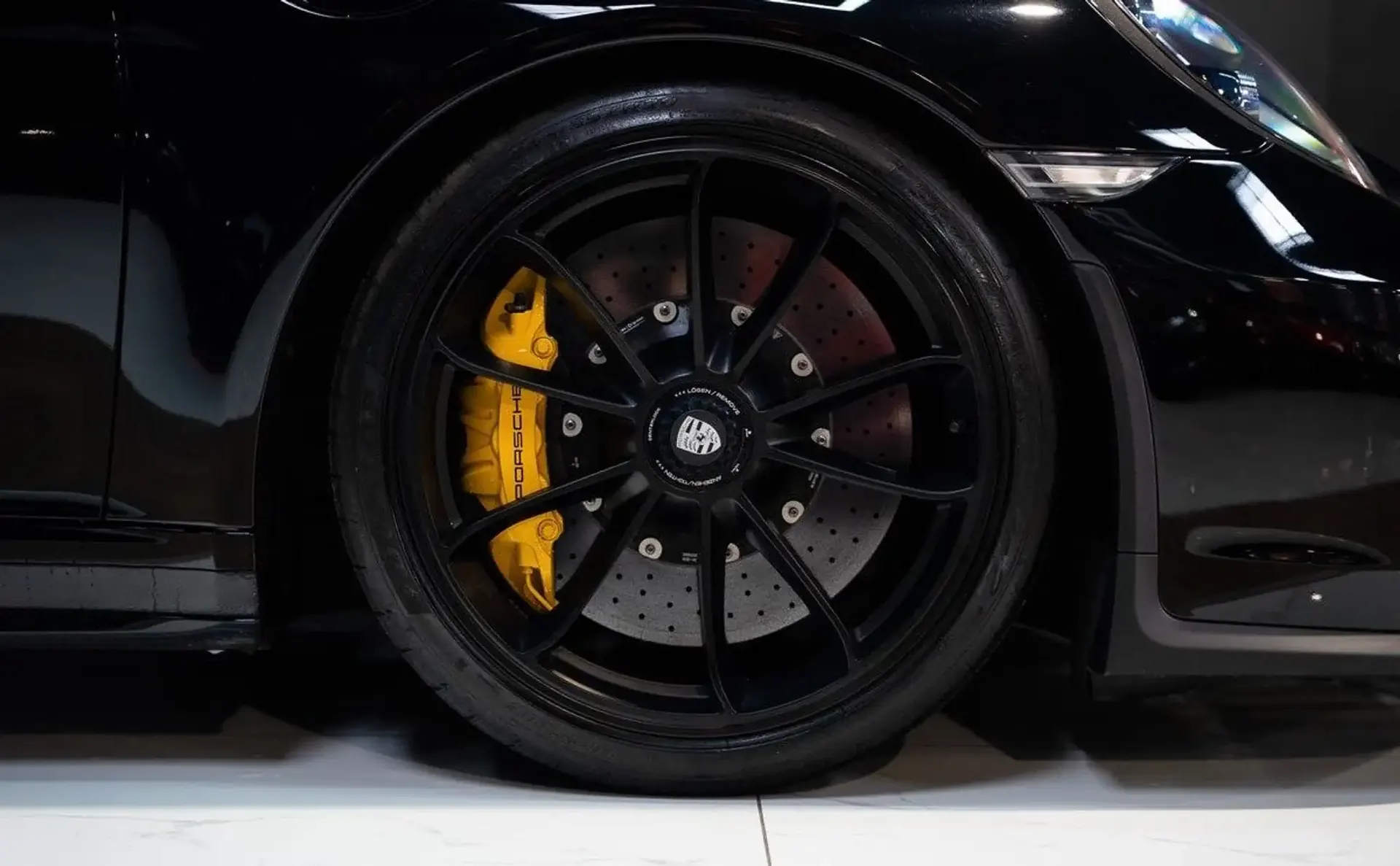 Porsche 991 — photo 7