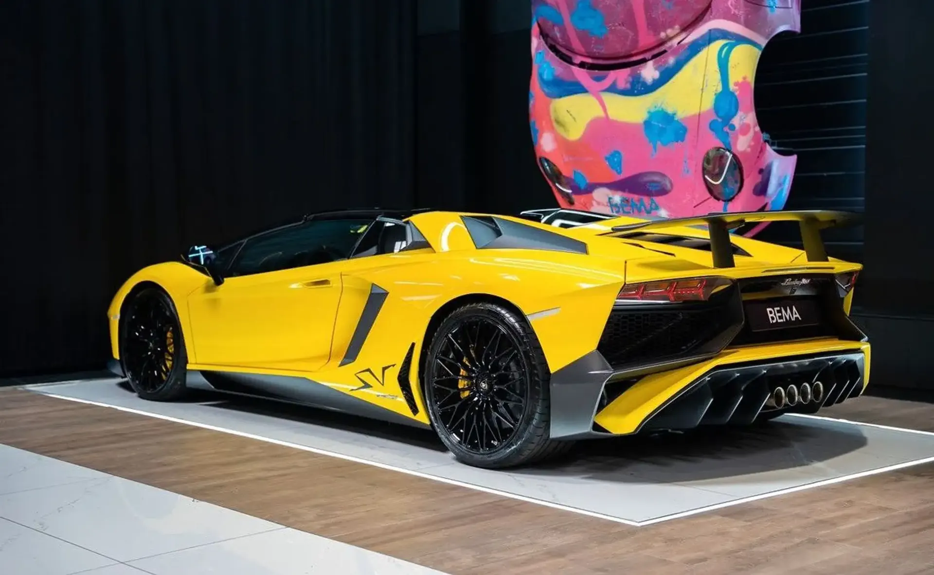 Lamborghini Aventador — photo 3