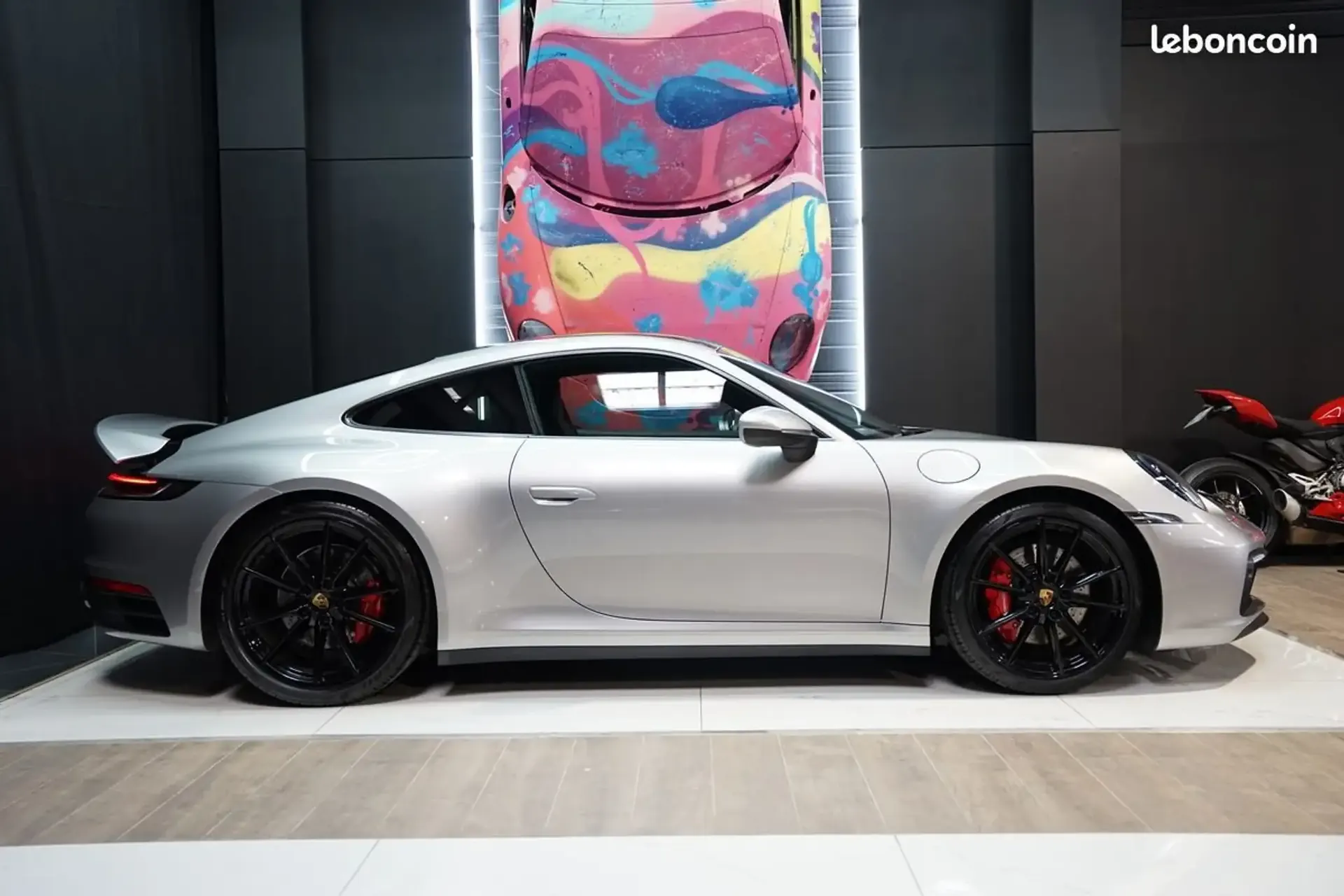 Porsche 992 — photo 2