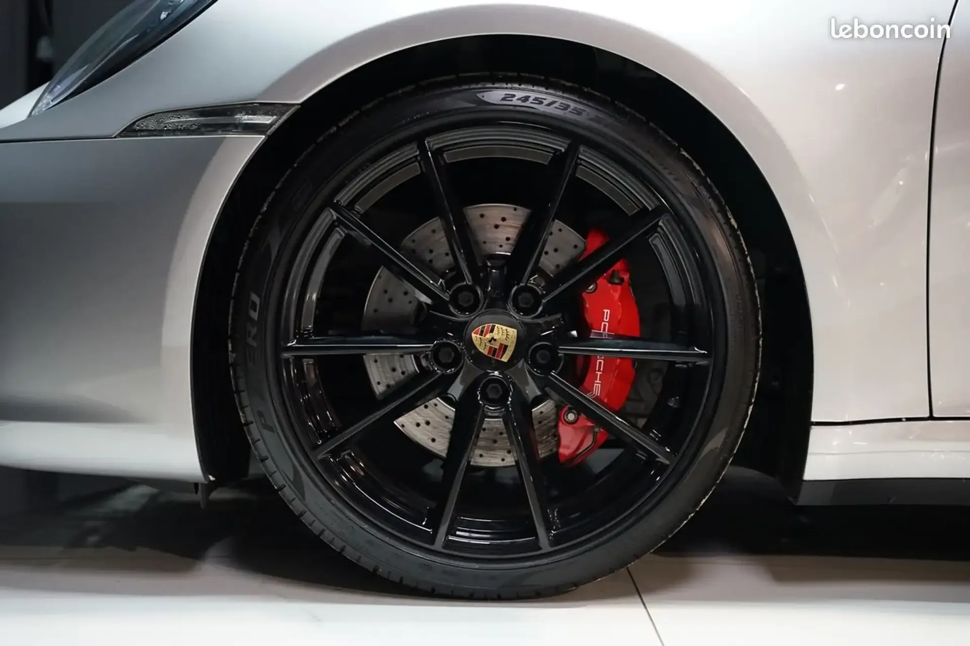 Porsche 992 — photo 6