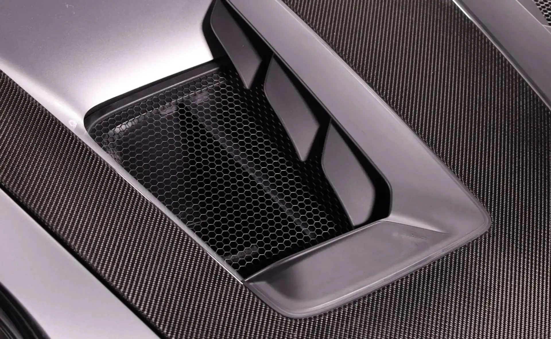 Porsche 992 — photo 10