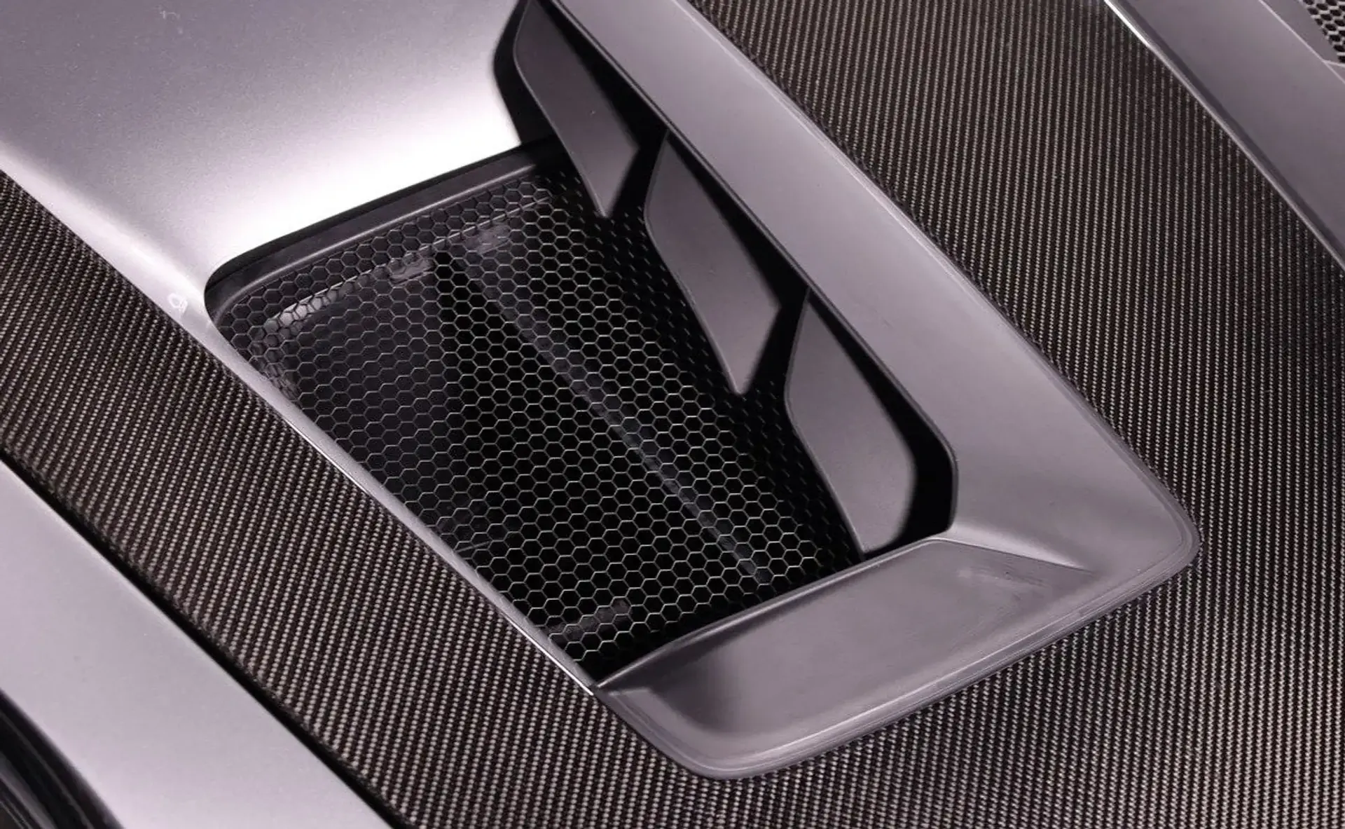 Porsche 992 — photo 10