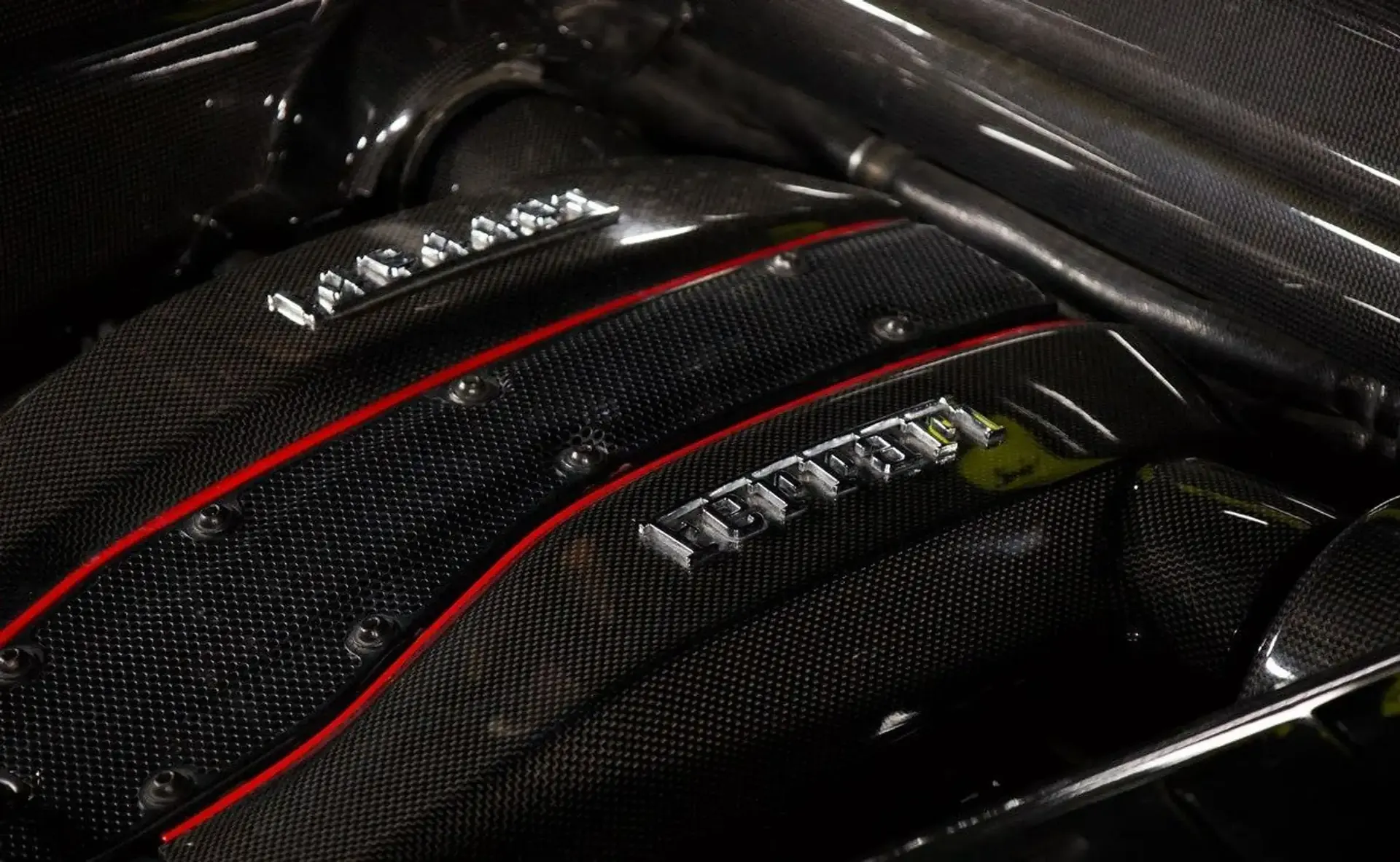 Ferrari 488 — photo 9