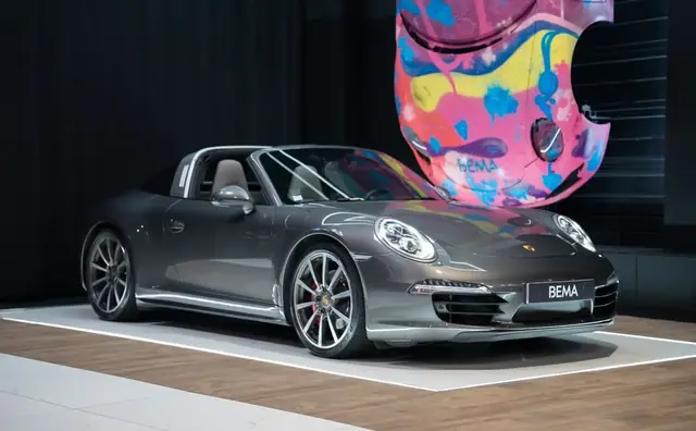 Porsche 991