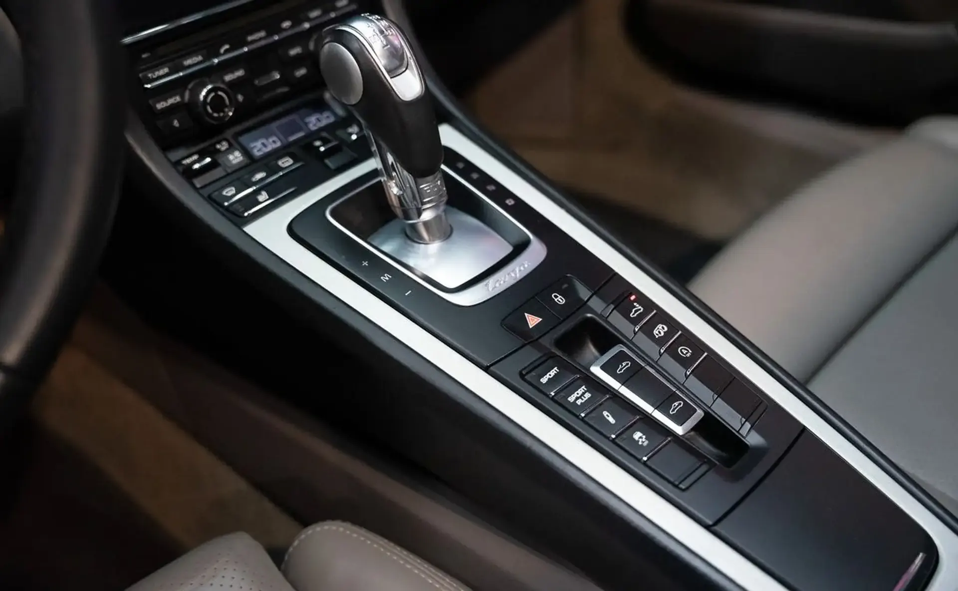 Porsche 991 — photo 13