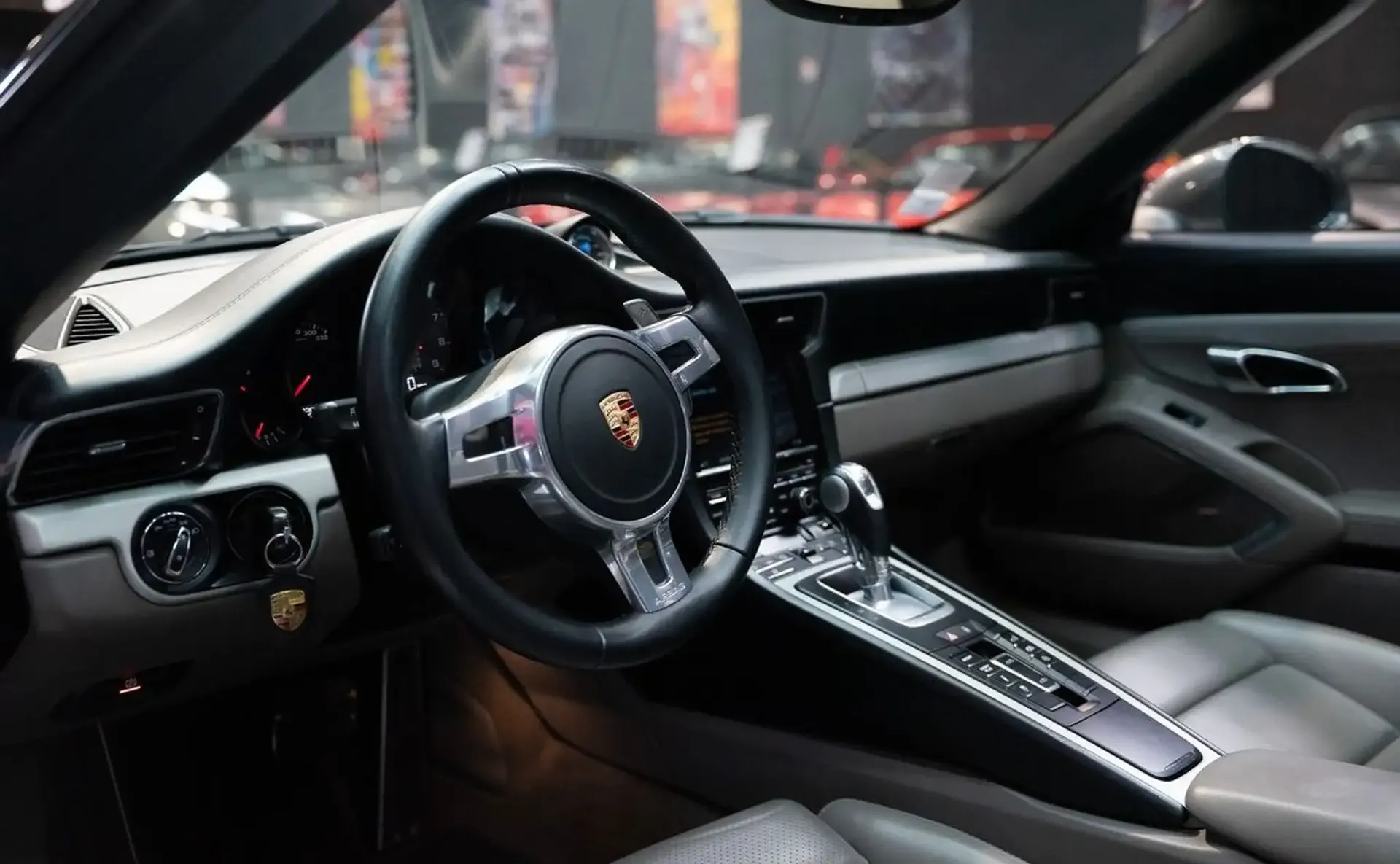 Porsche 991 — photo 9