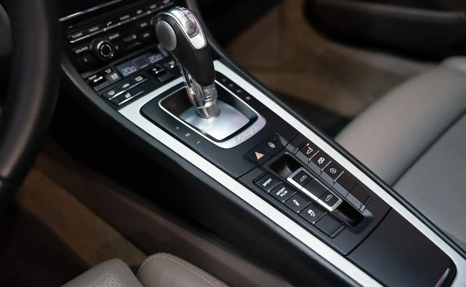 Porsche 991 — photo 13