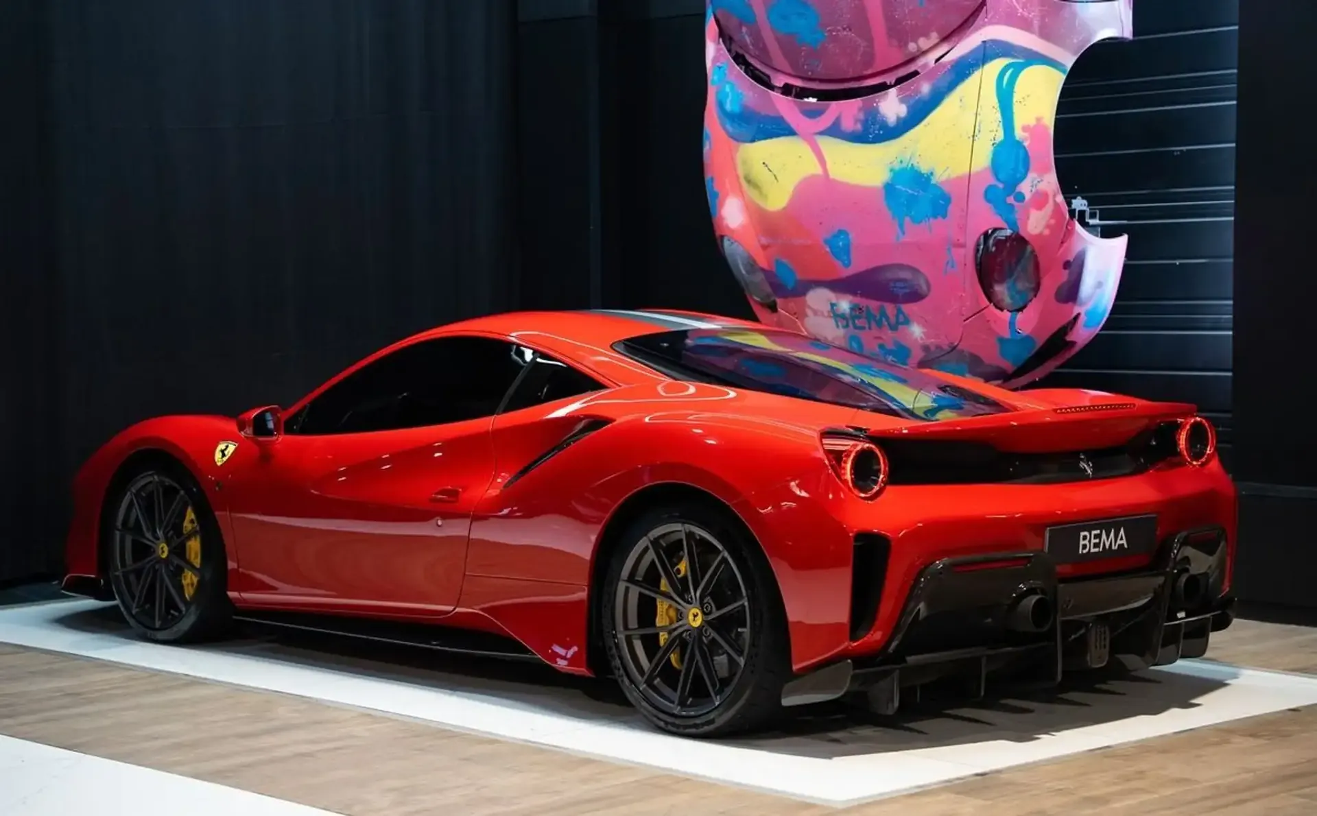 Ferrari 488 — photo 4