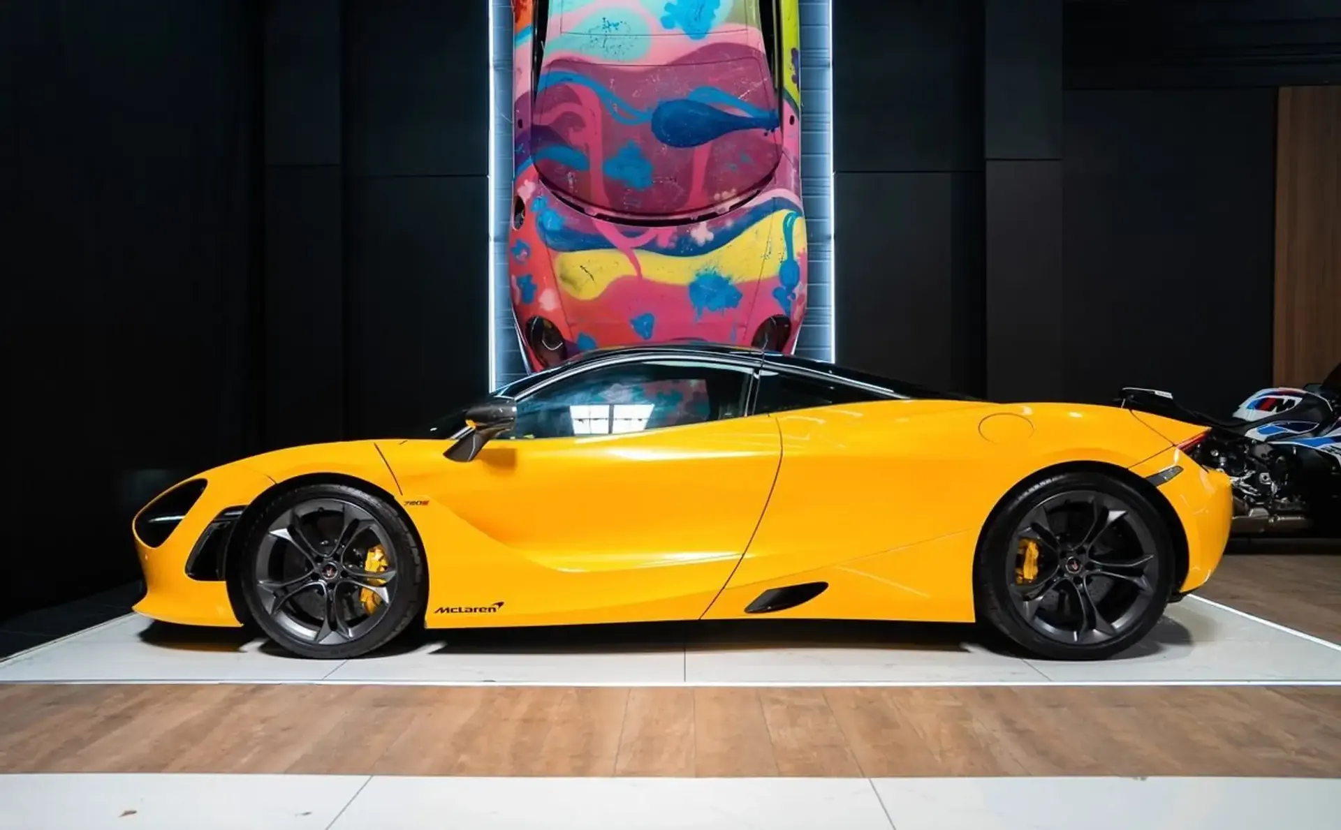 McLaren 720S — photo 9