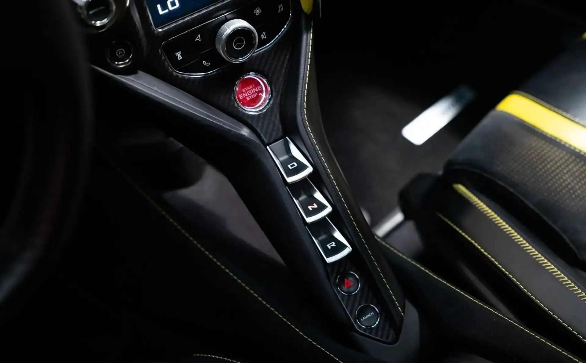 McLaren 720S — photo 8