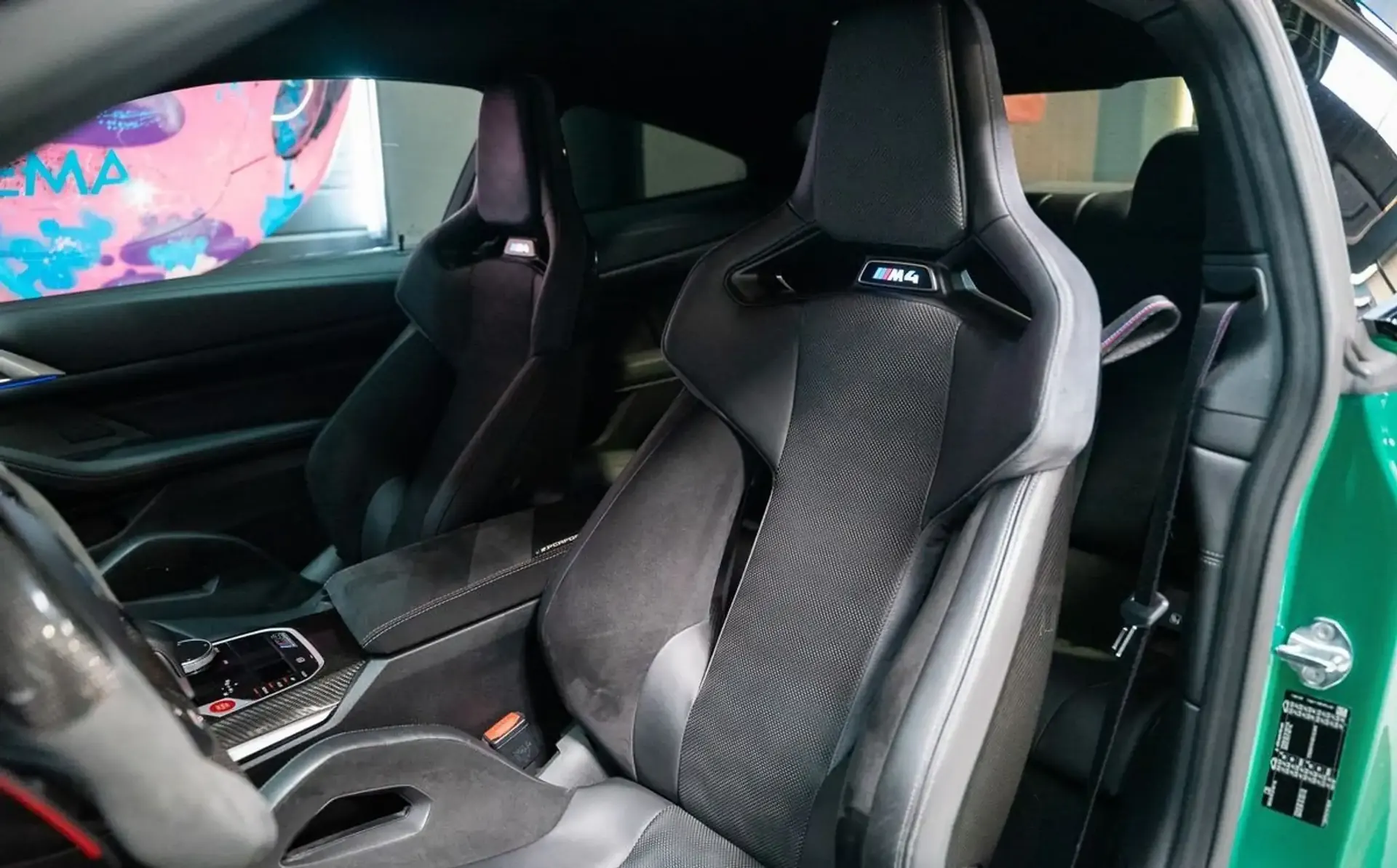 BMW M4 — photo 8