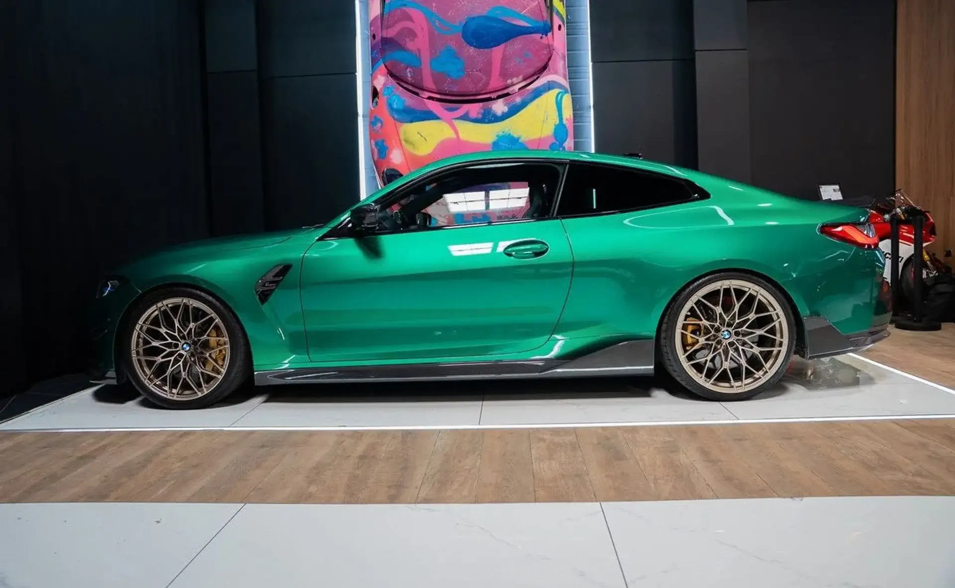 BMW M4 — photo 6