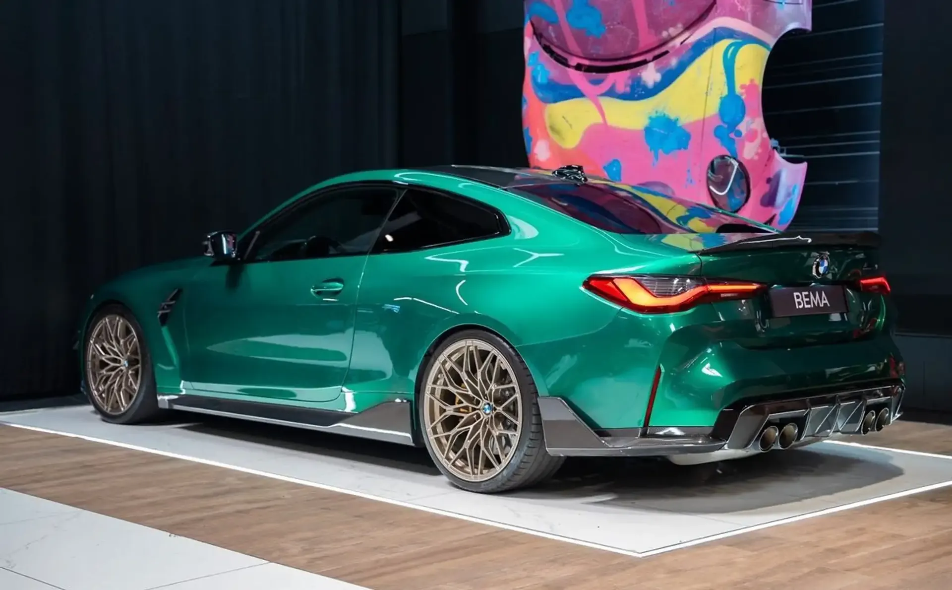 BMW M4 — photo 5