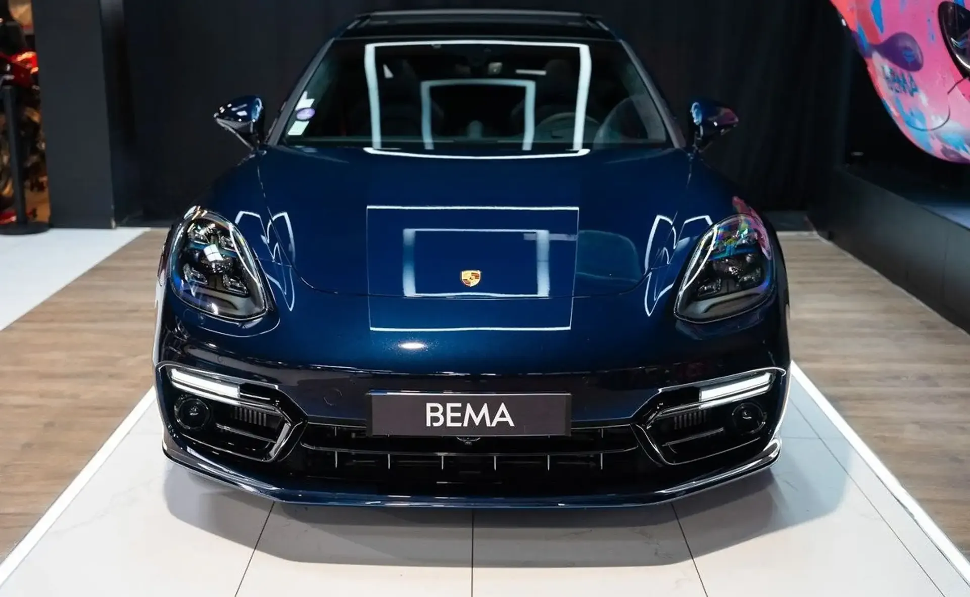 Porsche Panamera — photo 2